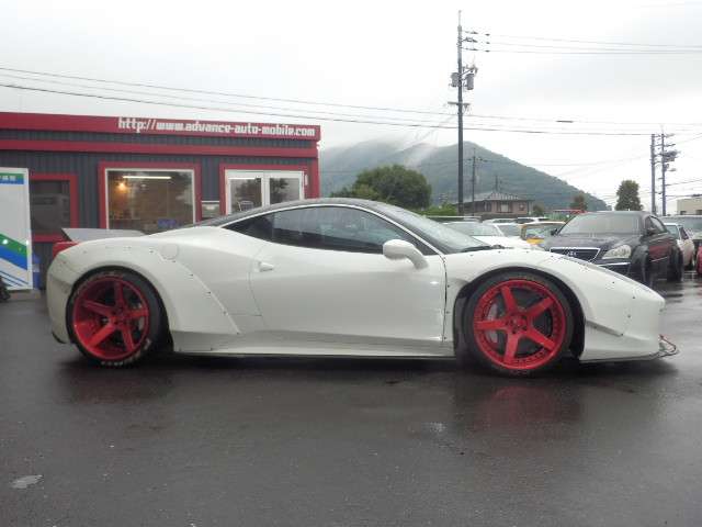 フェラーリ　458イタリア F1 DCT